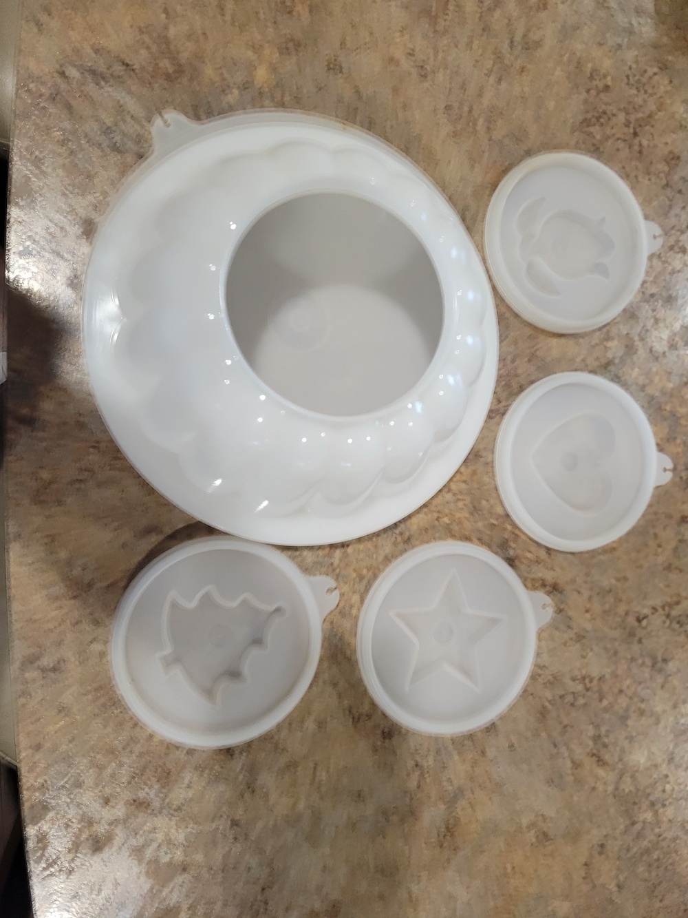 Vintage Tupperware JELLO Mold
